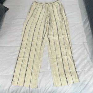 J Crew pull on pants, jacquard/ivory black size 0